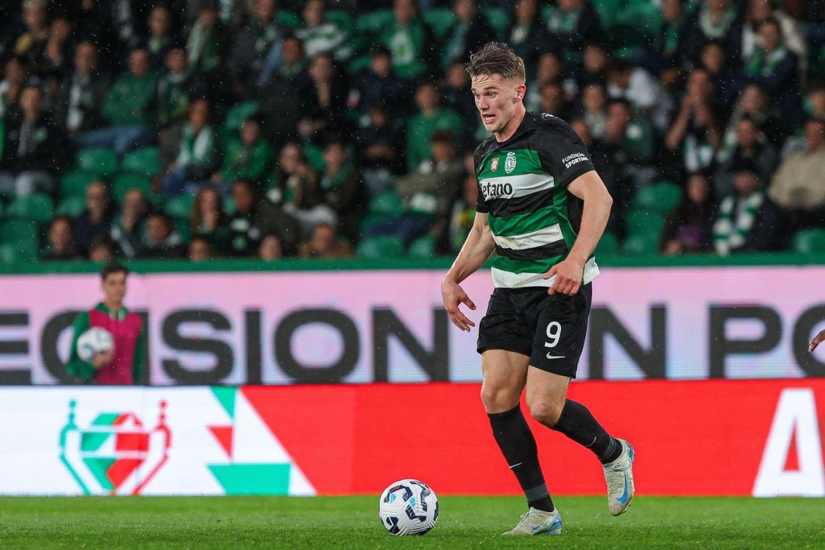 Viktor Đekereš Sporting Arsenal transfer navijači