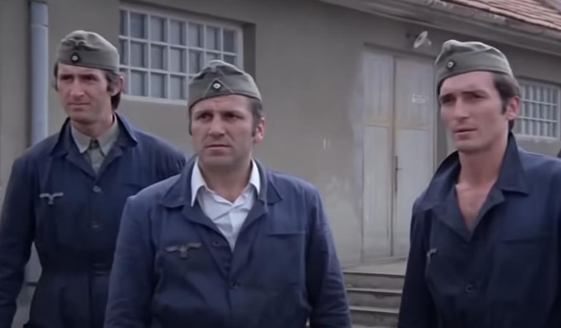 Bata Živojinović u filmu Valter brani Sarajevo