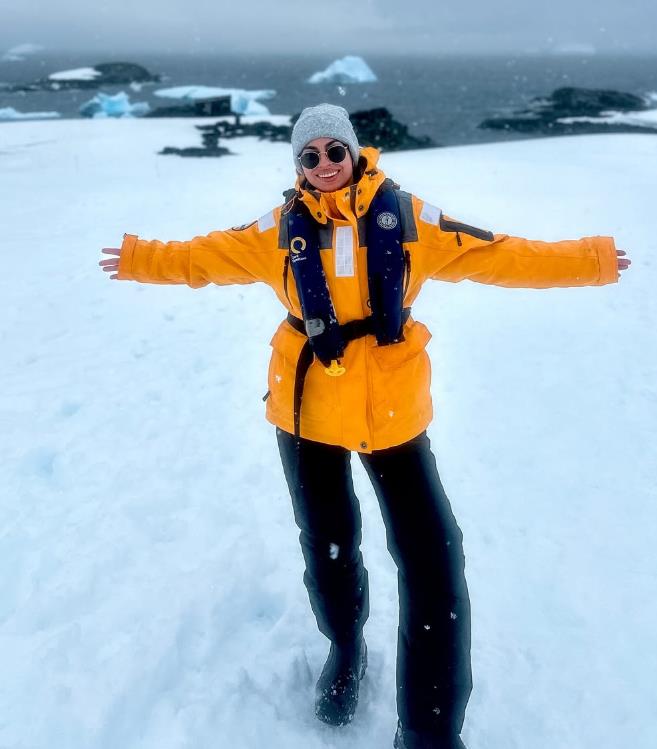 vana bojović 13.png