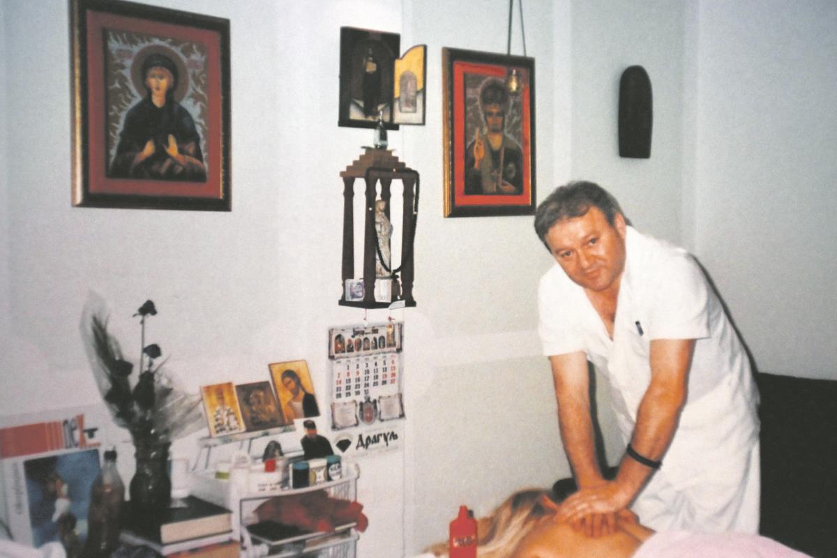 U ambulanti sa rukometašicom Svetlanom Kitić.jpeg