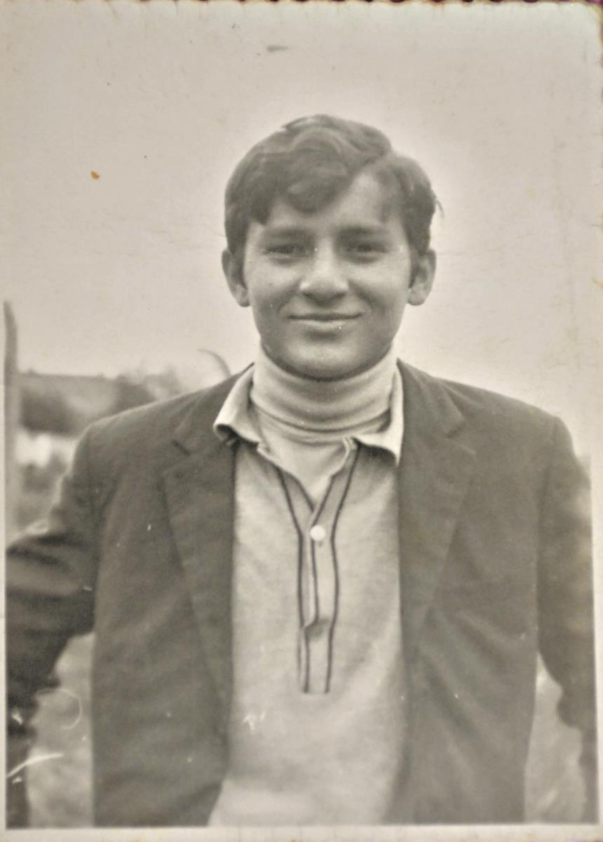 Miroslav sa 15 godina.jpeg