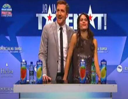 2025-04-08 07_19_20-Skandal kakav Srbija pamti_ Voditeljka uhvatila kolegu za međunožje, kamere sve .jpg