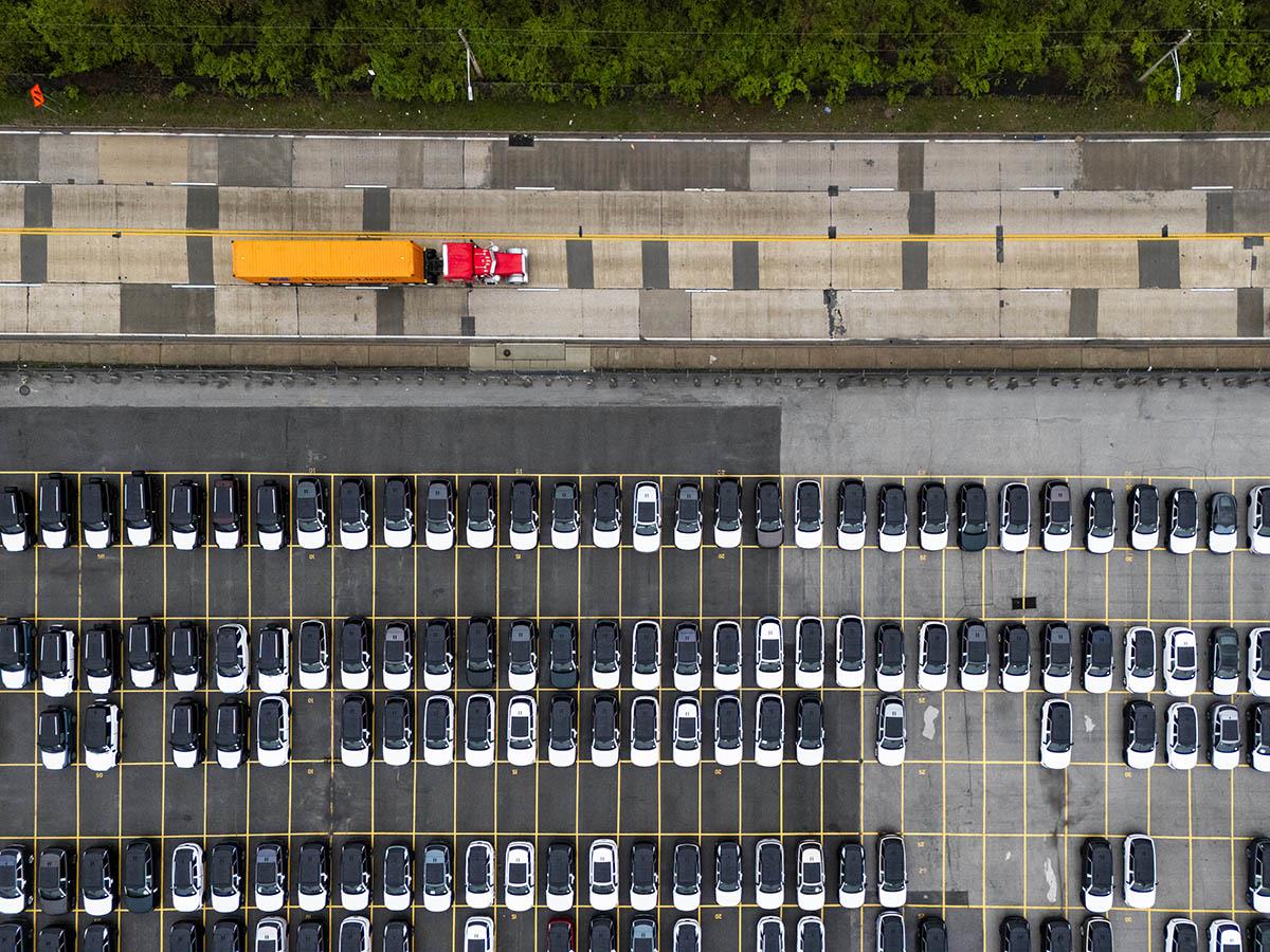 vladan03 EPA Jim Lo Scalzo.jpg