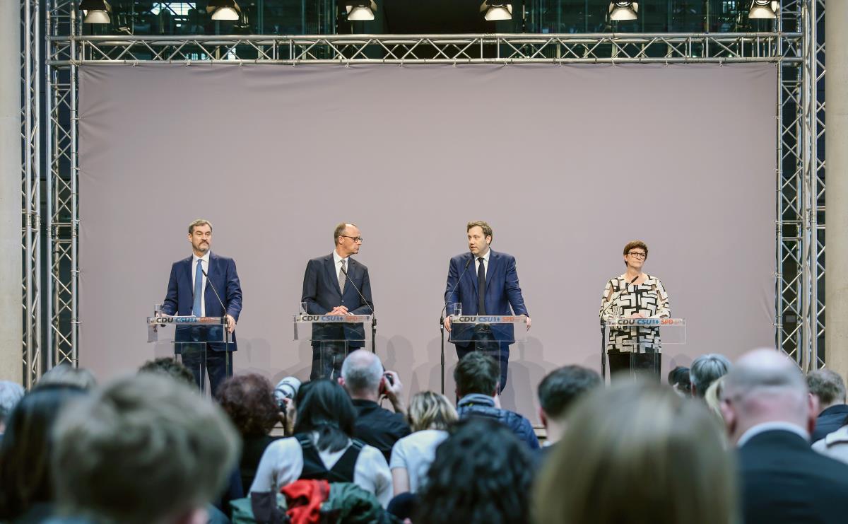 pa05 EPA Hannibal Hanschke.jpg