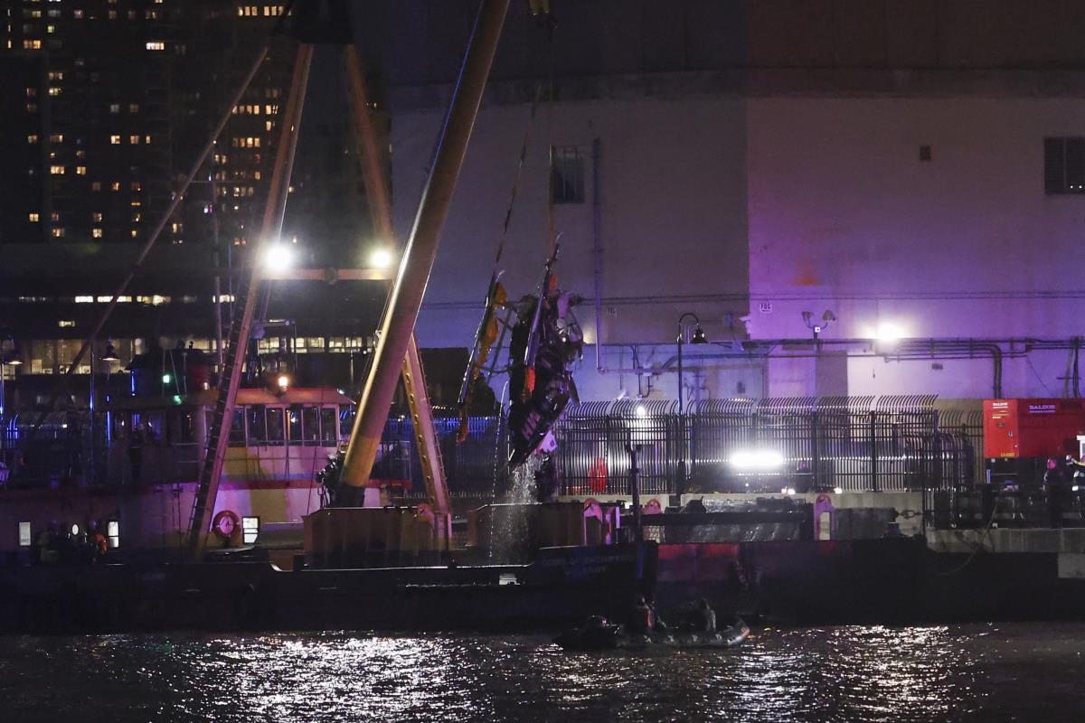 x01 EPA Sarah Yenesel.jpg