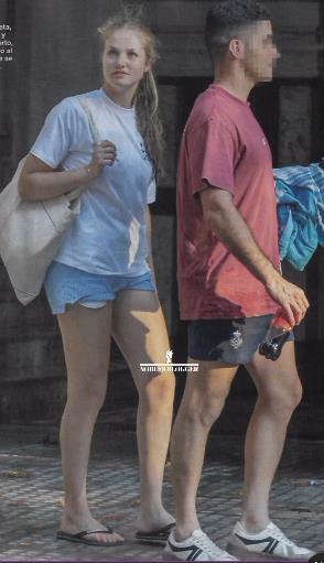 princeza Leonor 5.png