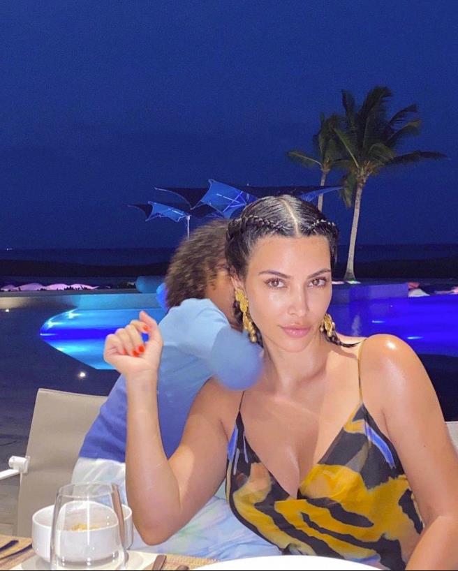 Kim Kardašijan bez ekstenzija i perika