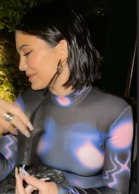 Kendal Džener prava kosa