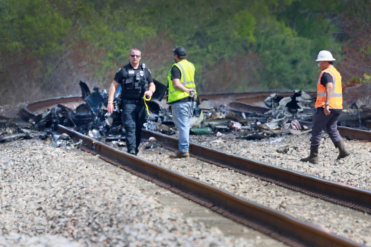 105 AP Mike Stocker.jpg