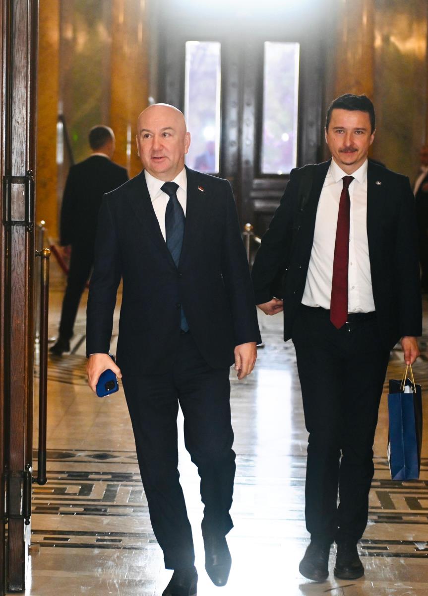 WhatsApp Image 2025-04-15 at 9.57.04 AM.jpeg