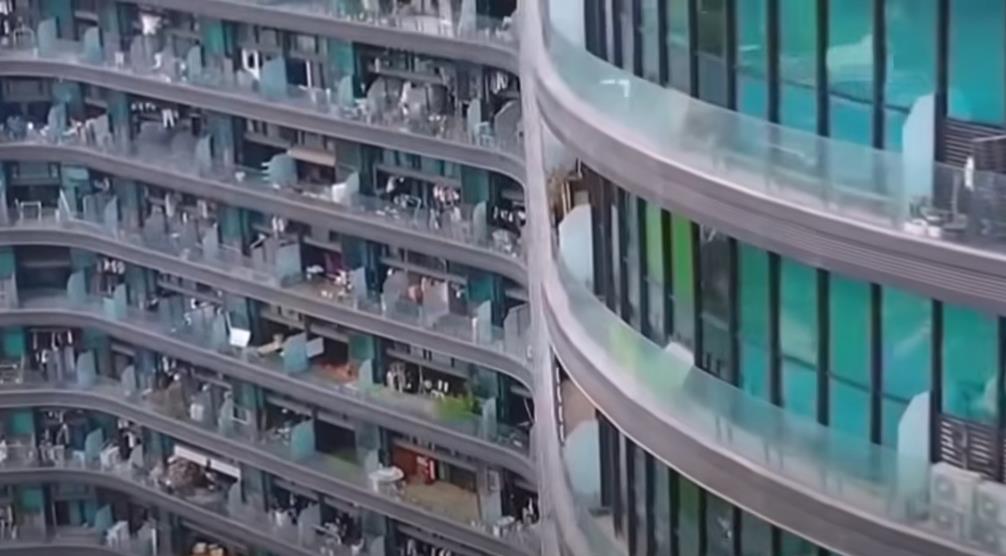 Regent International 3.png