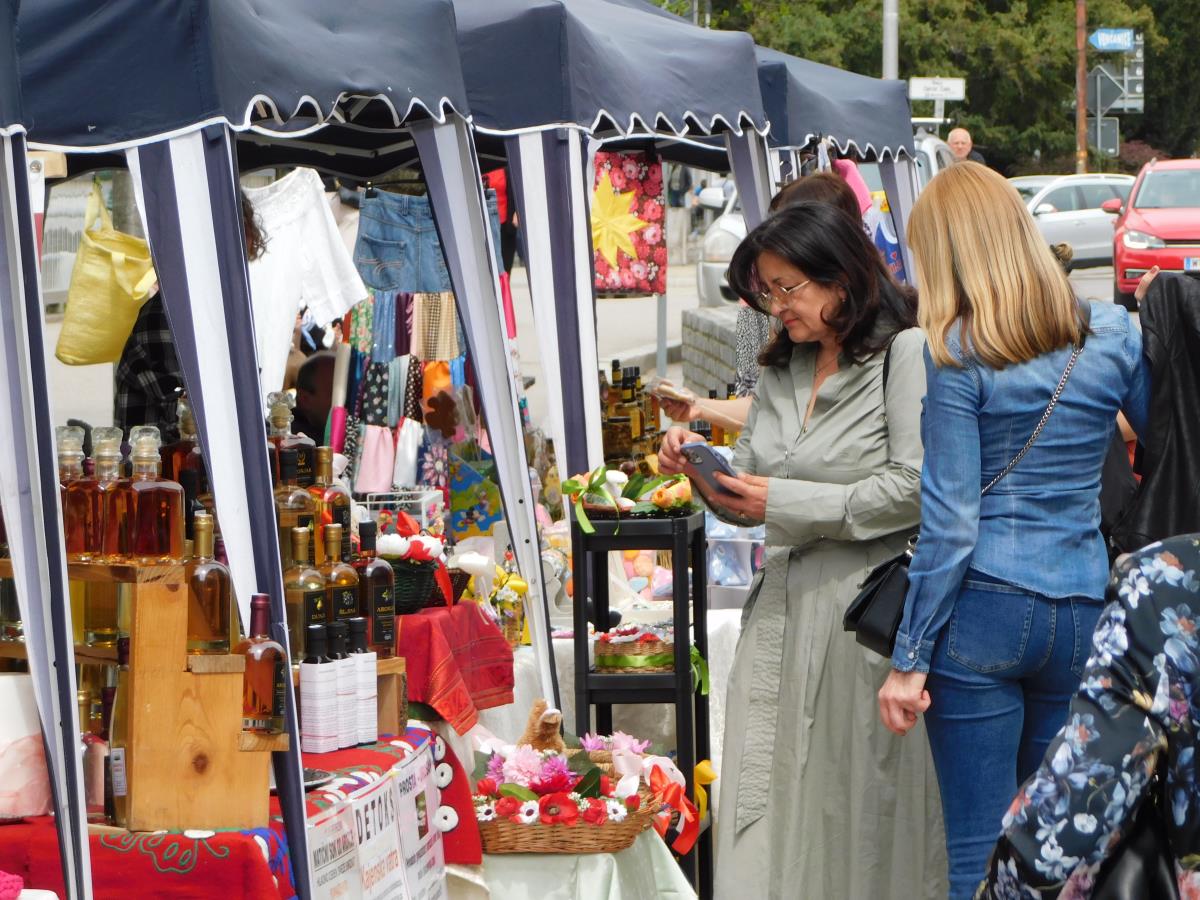 LOZNICA - Tri dana bazara.JPG