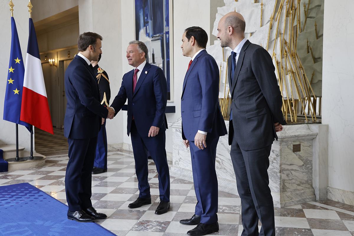 amndjela EPA Ludovic Marin  Pool.jpg