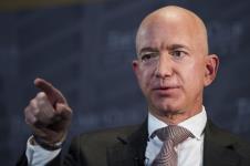 v_bezos_15651670133.jpg