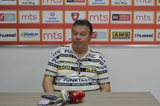 press-1209-5.jpg