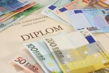 profimedia0335815332-diploma.jpg