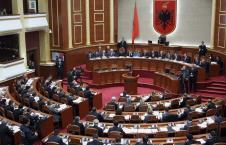 albanski-parlament-parlament-albanije.jpg