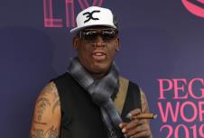 denis-rodman-ap-lynne-sladky.jpg