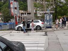 img6e3a1ed6aee8fc56f8dc152aeed47f2av.jpg