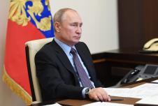epa-alexei-nikolsky-sputnik-kremlin-pool.jpg