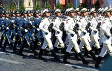 w-56172548-sergey-pyatakov-moskva-parada.jpg