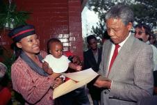 profimedia0068410788-zindzi-mandela-nelson.jpg