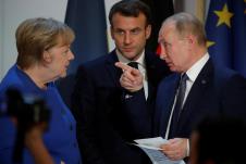 w-55695949-putin-merkel-makron.jpg