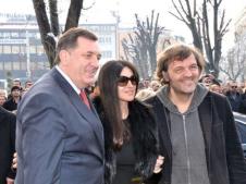 monika-beluci-emir-kusturica-milorad-dodik.jpg