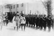 kralj-nikola-i-regent-aleksandar-karadjordjevic-na-cetinju-1915.jpg