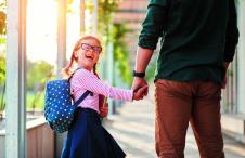 glavna-stockphotofirstdayatschoolfatherleadsalittlechildschoolgirlinfirstgrade1149892385.jpg