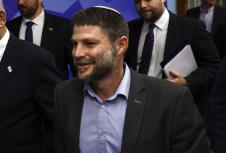 sasa-epa-ronen-zvulunpool.jpg