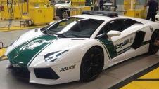 dubai-policija-lamborgini-aventador.jpg