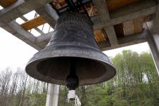 Zvono teško 13 tona u manastiru Svetog Luke