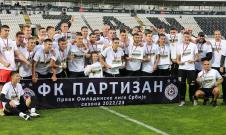 partizan-omladincisampioni-04.jpg