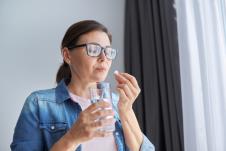 uzimanje-lekova-shutterstock-1815255227.jpg