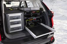 nissan-xtrail-mountain-rescue--interior-3.jpg