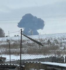 20240124-11-14-32nexta-on-x----il76-military-plane-crashes-in-belgorod-region-there-were-63-pe.jpg