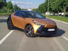 toyota-chr-2024-test--8.jpg