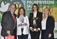 sofija-lalic-i-katarina-dokic-na-preuzimanj-u-medalja22.jpg