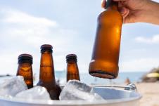 alkohol-shutterstock-2480543277.jpg