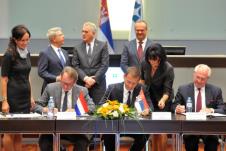 tomislav-nikolic-sto-posto.jpg