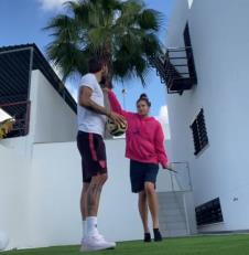 2024-12-24 10_39_28-Evo u kakvom suvom LUKSUZU Anastasija i Gudelj uživaju _ Kurir.jpg