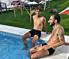 2024-12-24 10_39_38-Evo u kakvom suvom LUKSUZU Anastasija i Gudelj uživaju _ Kurir.jpg