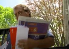 poštar spasio ženi život foto youtube (6).png