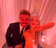 Dejvid Bekam sa porodicom u 2024 foto Instagram (2).png