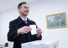 x01 EPA Stringer.jpg