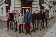 Jazzanova-14_color draussen.jpg