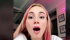 Trans žena Emili Džejms odlučila je da ukloni šest rebara 3.png