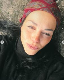 Elena Martinez glumila je Dolores u Montevideu 1.png