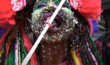 Elejn Dejvidson je žena sa najviše pirsinga na svetu 6.jpg